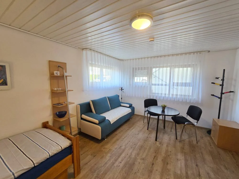 1 Zimmer Wohnung in 73765 Neuhausen (Obj-Nr. 0198)