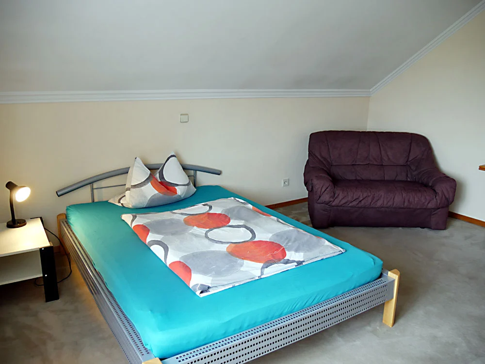 Doppelzimmer Gästezimmer in 72631 Aichtal-Aich (Obj-Nr. 0200)