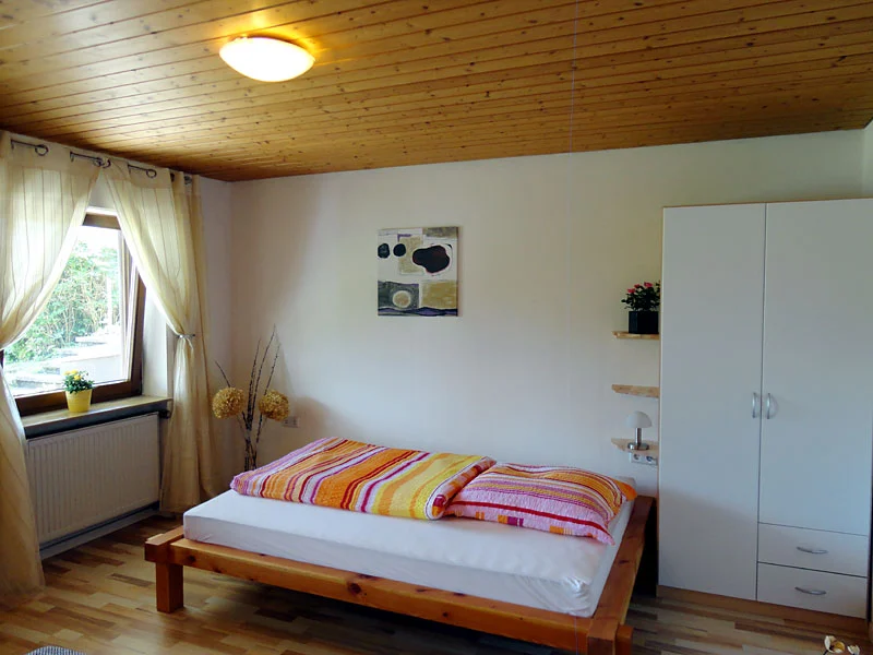 1 Zimmer Wohnung in 73061 Ebersbach-Roßwälden (Obj-Nr. 0605)