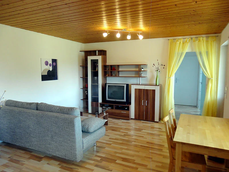 1 Zimmer Wohnung in 73061 Ebersbach-Roßwälden (Obj-Nr. 0605)