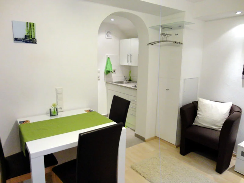 1 Zimmer Wohnung in 73734 Esslingen-Berkheim (Obj-Nr. 0647)