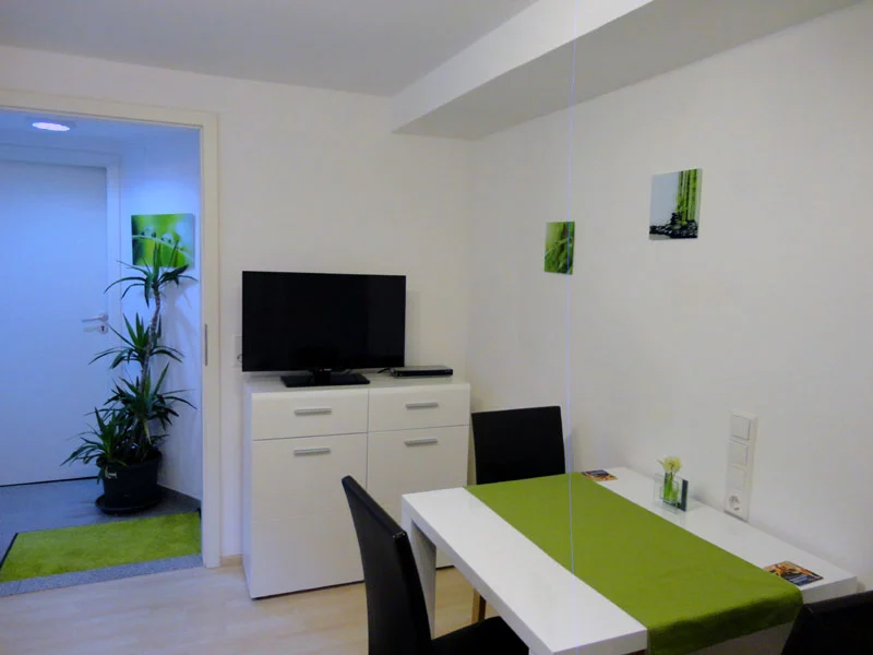 1 Zimmer Wohnung in 73734 Esslingen-Berkheim (Obj-Nr. 0647)