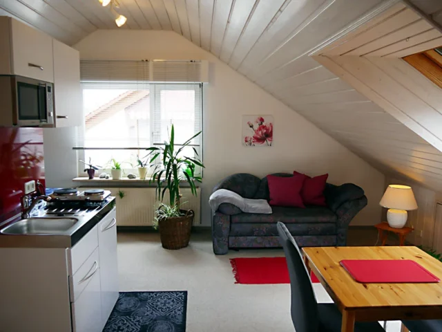 2 Zimmer Wohnung Neckartailfingen