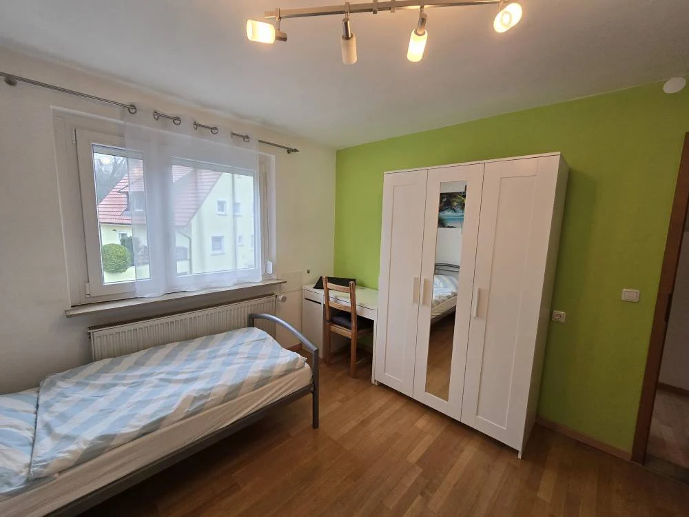 4 Zimmer Wohnung in 73734 Esslingen-Berkheim (Obj-Nr. 0775)